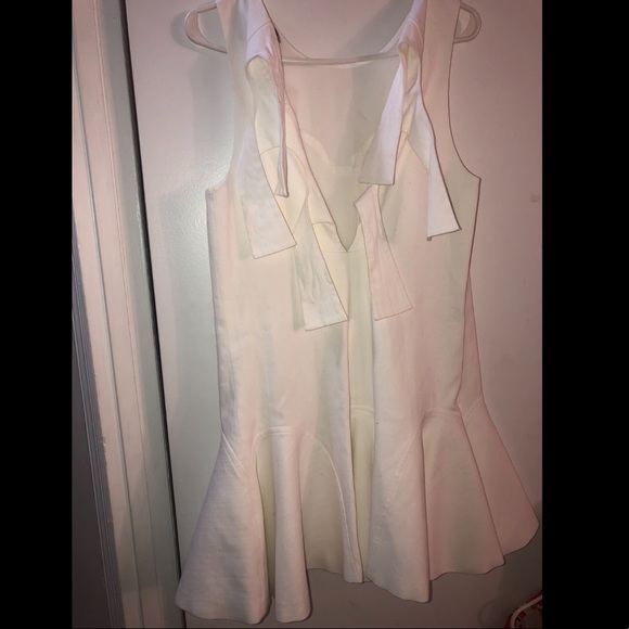 Brand: Alexis - Picture 2 of 3